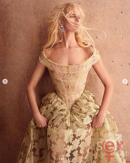 Screenshot 2025-09-19 at 22-24-12 Karolina Kurkova (@karolinakurkova) • Φωτογραφίες και βίντεο στο Instagram.png