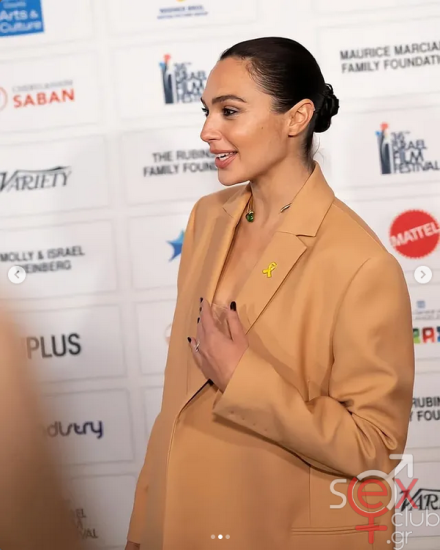Screenshot 2025-08-27 at 22-54-07 Gal Gadot (@gal_gadot) • Φωτογραφίες και βίντεο στο Instagram.png