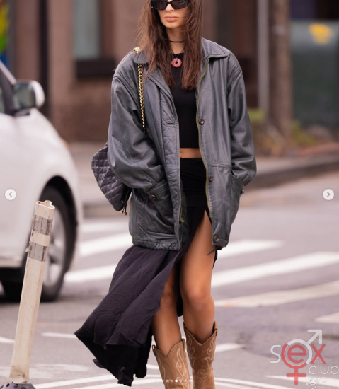 Screenshot 2025-08-02 at 23-01-15 Emily Ratajkowski (@emrata) • Φωτογραφίες και βίντεο στο Instagram.png