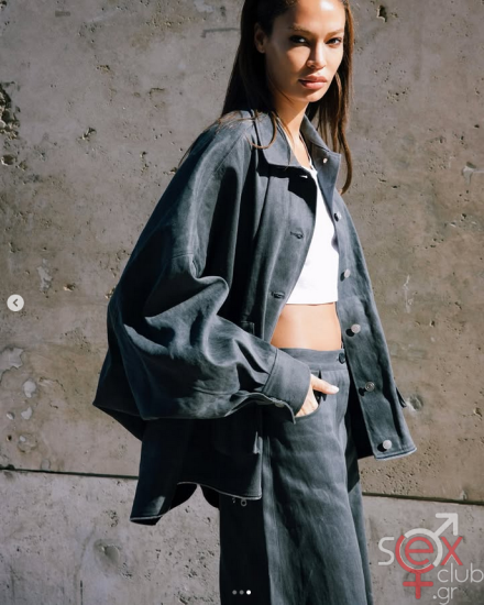 Screenshot 2025-09-28 at 01-44-35 Joan Smalls (@joansmalls) • Φωτογραφίες και βίντεο στο Instagram.png