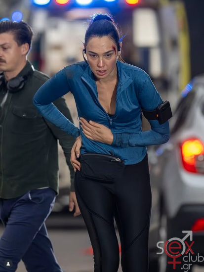 Screenshot 2025-10-24 at 00-56-47 Gal Gadot (@gal_gadot) • Φωτογραφίες και βίντεο στο Instagram.png