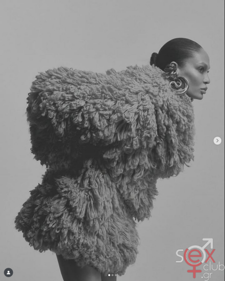 Screenshot 2025-09-28 at 01-45-43 Joan Smalls (@joansmalls) • Φωτογραφίες και βίντεο στο Instagram.png