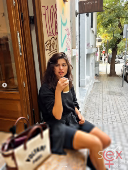 Screenshot 2025-10-31 at 15-04-10 Danae Pappa (@danouuz) • Φωτογραφίες και βίντεο στο Instagram.png