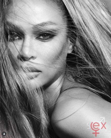 Screenshot 2025-09-28 at 01-48-25 Joan Smalls (@joansmalls) • Φωτογραφίες και βίντεο στο Instagram.png