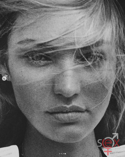 Screenshot 2025-07-31 at 15-48-04 ??????? (@candiceswanepoel) • Φωτογραφίες και βίντεο στο Instagram.png