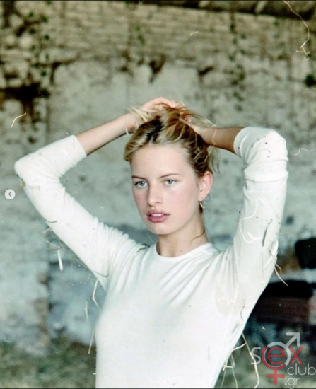 Screenshot 2025-09-19 at 22-35-04 Karolina Kurkova (@karolinakurkova) • Φωτογραφίες και βίντεο στο Instagram.png