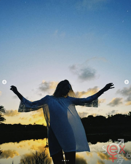 Screenshot 2025-07-31 at 15-48-29 ??????? (@candiceswanepoel) • Φωτογραφίες και βίντεο στο Instagram.png