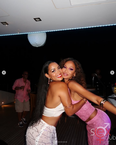 Screenshot 2025-09-28 at 01-51-58 Joan Smalls (@joansmalls) • Φωτογραφίες και βίντεο στο Instagram.png