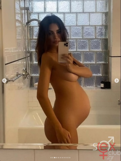 Screenshot 2025-09-17 at 23-05-18 Emily Ratajkowski (@emrata) • Φωτογραφίες και βίντεο στο Instagram.png