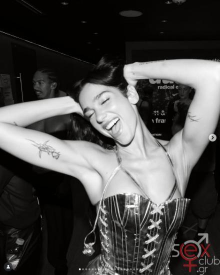 Screenshot 2025-10-30 at 23-21-35 DUA LIPA (@dualipa) • Φωτογραφίες και βίντεο στο Instagram.png