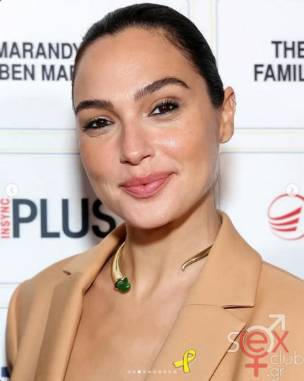 Screenshot 2025-10-27 at 23-15-12 Gal Gadot (@gal_gadot) • Φωτογραφίες και βίντεο στο Instagram.png