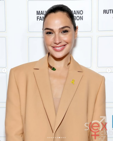 Screenshot 2025-10-27 at 23-15-25 Gal Gadot (@gal_gadot) • Φωτογραφίες και βίντεο στο Instagram.png