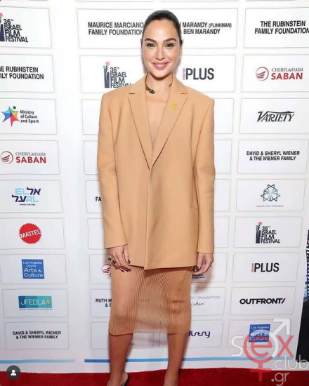 Screenshot 2025-10-27 at 23-15-42 Gal Gadot (@gal_gadot) • Φωτογραφίες και βίντεο στο Instagram.png