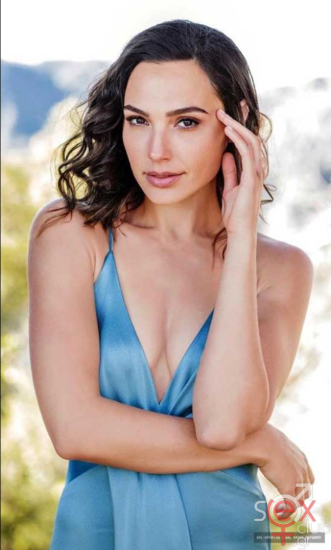 GalGadot (19).png