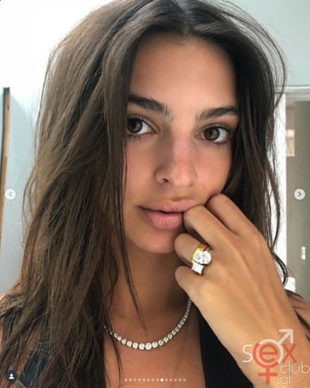 Screenshot 2025-09-17 at 23-07-49 Emily Ratajkowski (@emrata) • Φωτογραφίες και βίντεο στο Instagram.png