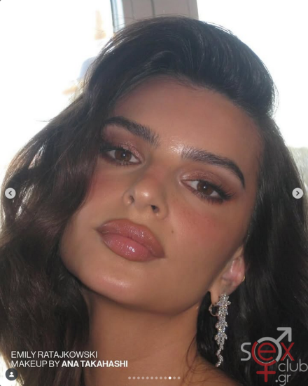 Screenshot 2025-09-17 at 23-09-34 Emily Ratajkowski (@emrata) • Φωτογραφίες και βίντεο στο Instagram.png
