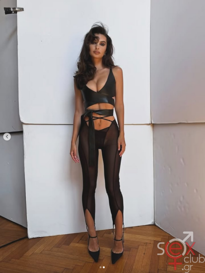 Screenshot 2025-09-17 at 23-09-45 Emily Ratajkowski (@emrata) • Φωτογραφίες και βίντεο στο Instagram.png