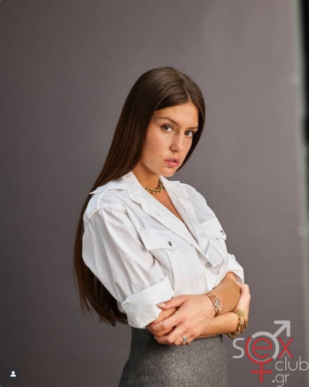 Screenshot 2025-08-25 at 14-22-48 adeleexarchopoulos • Φωτογραφίες και βίντεο στο Instagram.png