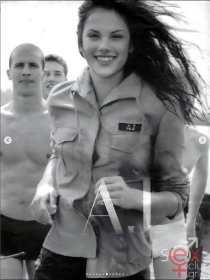 Screenshot 2025-07-19 at 19-21-53 Alessandra Ambrosio (@alessandraambrosio) • Φωτογραφίες και βίντεο στο Instagram.png