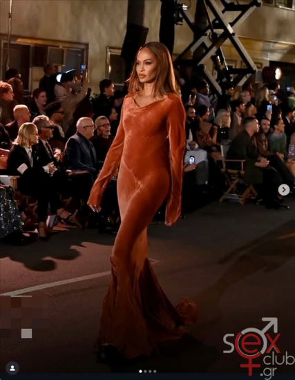 Screenshot 2025-11-10 at 19-08-44 Joan Smalls (@joansmalls) • Φωτογραφίες και βίντεο στο Instagram.png