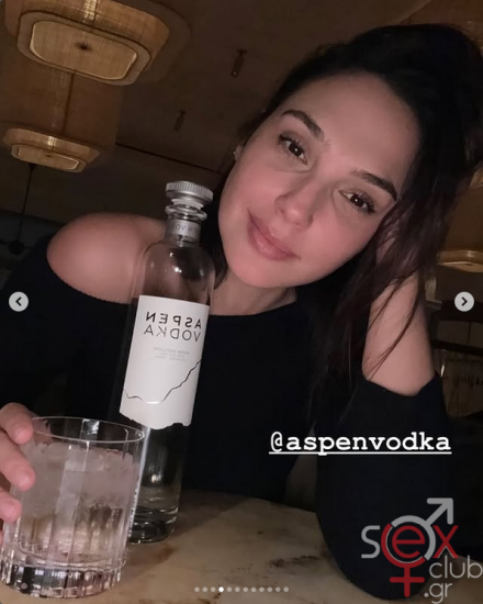 Screenshot 2025-10-27 at 23-32-02 Gal Gadot (@gal_gadot) • Φωτογραφίες και βίντεο στο Instagram.png