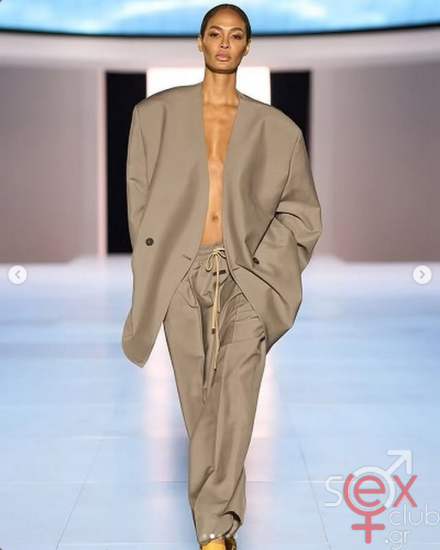 Screenshot 2025-11-10 at 19-22-37 Joan Smalls (@joansmalls) • Φωτογραφίες και βίντεο στο Instagram.png