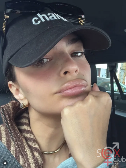 Screenshot 2025-09-18 at 18-45-26 Emily Ratajkowski (@emrata) • Φωτογραφίες και βίντεο στο Instagram.png