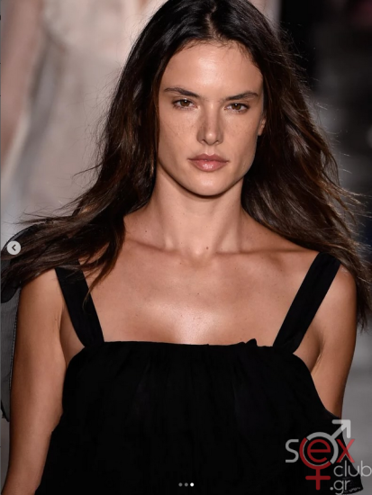 Screenshot 2025-07-19 at 19-25-04 Alessandra Ambrosio (@alessandraambrosio) • Φωτογραφίες και βίντεο στο Instagram.png