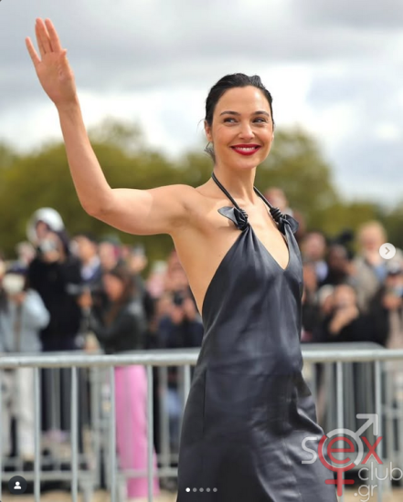 Screenshot 2025-10-27 at 23-37-15 Gal Gadot (@gal_gadot) • Φωτογραφίες και βίντεο στο Instagram.png