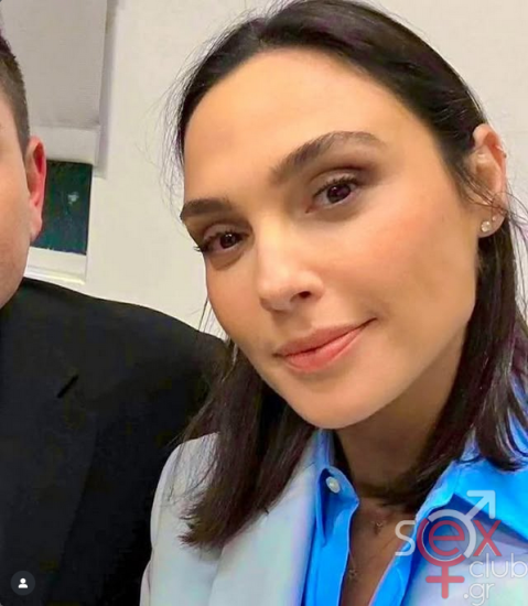 Screenshot 2025-10-27 at 23-39-42 Gal Gadot (@gal_gadot) • Φωτογραφίες και βίντεο στο Instagram.png