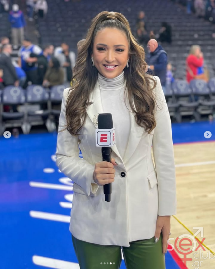 Screenshot 2025-11-11 at 22-07-34 Cassidy Hubbarth (@cassidyhubbarth) • Φωτογραφίες και βίντεο στο Instagram.png