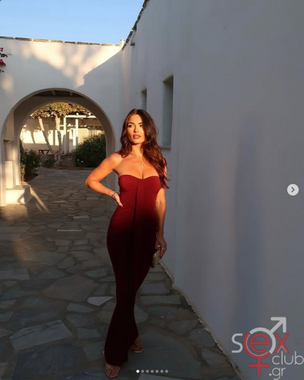 Screenshot 2025-11-09 at 17-06-43 India Reynolds (@lovefromreyn) • Φωτογραφίες και βίντεο στο Instagram.png