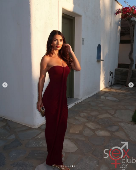 Screenshot 2025-11-09 at 17-07-06 India Reynolds (@lovefromreyn) • Φωτογραφίες και βίντεο στο Instagram.png