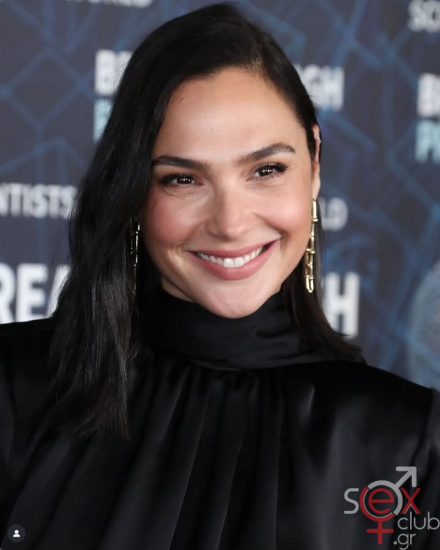 Screenshot 2025-10-29 at 19-37-12 Gal Gadot (@gal_gadot) • Φωτογραφίες και βίντεο στο Instagram.png