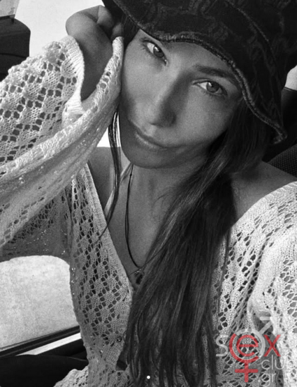 Screenshot 2025-12-11 at 19-24-27 Stella Giampoura (@stellagiampoura) • Φωτογραφίες και βίντεο στο Instagram.png