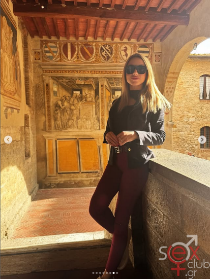 Screenshot 2025-11-30 at 17-50-46 TANYA LA GATTA (@tanyalagatta_official) • Φωτογραφίες και βίντεο στο Instagram.png