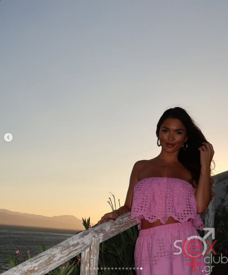 Screenshot 2025-11-09 at 17-09-46 India Reynolds (@lovefromreyn) • Φωτογραφίες και βίντεο στο Instagram.png