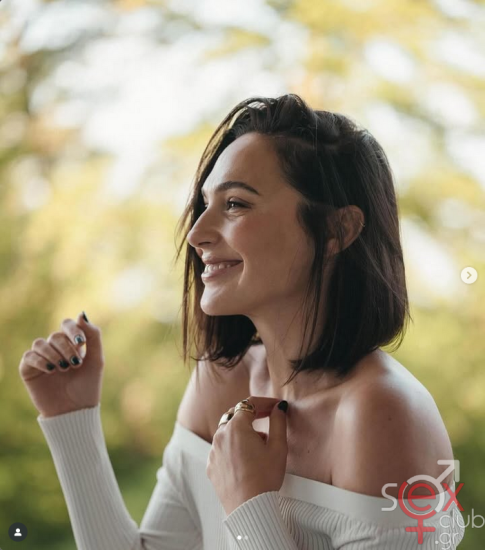 Screenshot 2025-10-29 at 19-43-11 Gal Gadot (@gal_gadot) • Φωτογραφίες και βίντεο στο Instagram.png