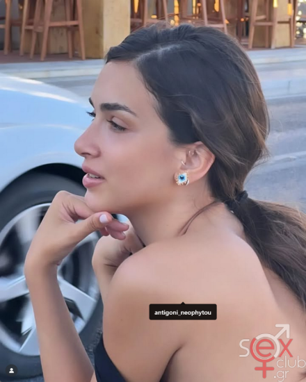 Screenshot 2025-10-30 at 09-32-42 Antigoni Neophytou (@antigoni_neophytou) • Φωτογραφίες και βίντεο στο Instagram.png