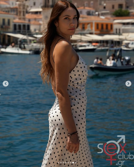 Screenshot 2025-12-11 at 20-43-51 Stella Giampoura (@stellagiampoura) • Φωτογραφίες και βίντεο στο Instagram.png