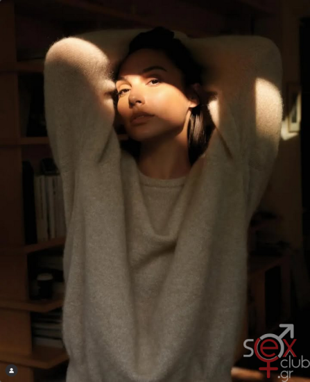 Screenshot 2025-10-29 at 19-46-49 Gal Gadot (@gal_gadot) • Φωτογραφίες και βίντεο στο Instagram.png