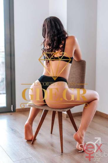 SEXY-BUSTY-LATVIAN-VISITA-IN-ATHENS-ESCORT-ADELINA-1-1.jpg