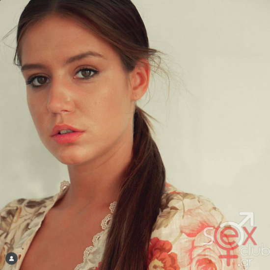 Screenshot 2025-08-25 at 16-05-07 adeleexarchopoulos • Φωτογραφίες και βίντεο στο Instagram.png