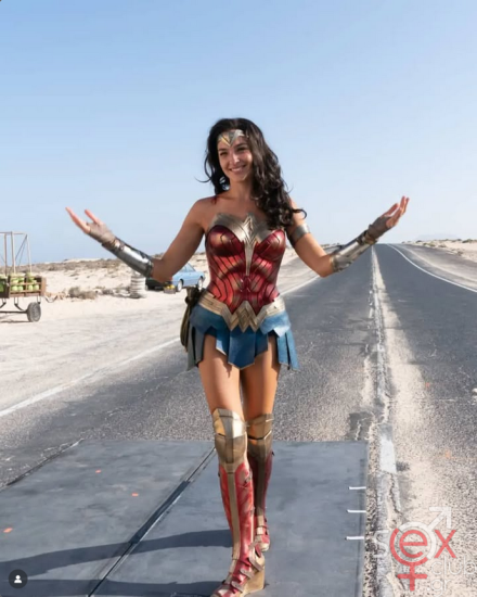 Screenshot 2025-10-29 at 19-47-10 Gal Gadot (@gal_gadot) • Φωτογραφίες και βίντεο στο Instagram.png