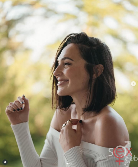 Screenshot 2025-10-29 at 19-47-18 Gal Gadot (@gal_gadot) • Φωτογραφίες και βίντεο στο Instagram.png