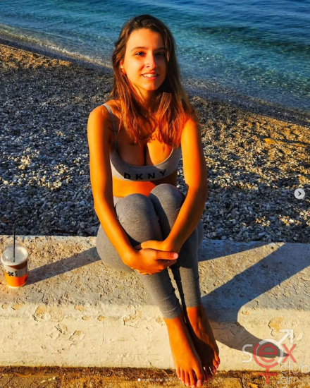 Screenshot 2025-09-16 at 13-52-36 Effie Papamichali (@effieppm) • Φωτογραφίες και βίντεο στο Instagram.png