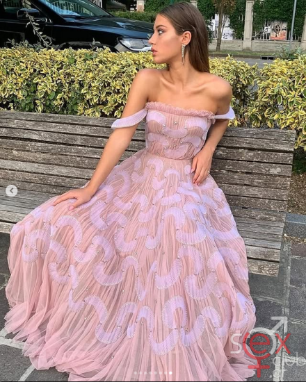 Screenshot 2025-08-25 at 16-08-36 adeleexarchopoulos • Φωτογραφίες και βίντεο στο Instagram.png