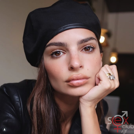 Screenshot 2025-09-18 at 19-24-36 Emily Ratajkowski (@emrata) • Φωτογραφίες και βίντεο στο Instagram.png