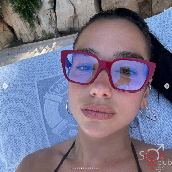 Screenshot 2025-10-31 at 10-48-40 DUA LIPA (@dualipa) • Φωτογραφίες και βίντεο στο Instagram.png