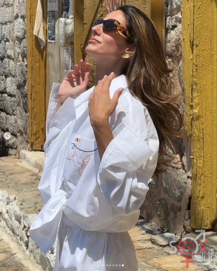 Screenshot 2025-09-21 at 21-41-36 ILIANA PAPAGEORGIOU (@ilianapapageorgiou) • Φωτογραφίες και βίντεο στο Instagram.png